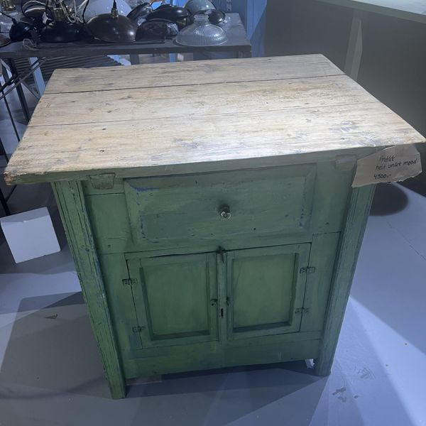 Hovedbilde Sjarmerende Antikk bord